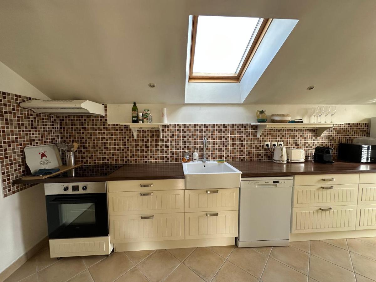 La Maison Des Declos Avec Parking Prive Holiday home